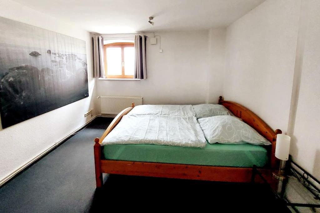 Zentrale Ferienwohnung - Direkt Am See Und Schloss 슈베린 외부 사진